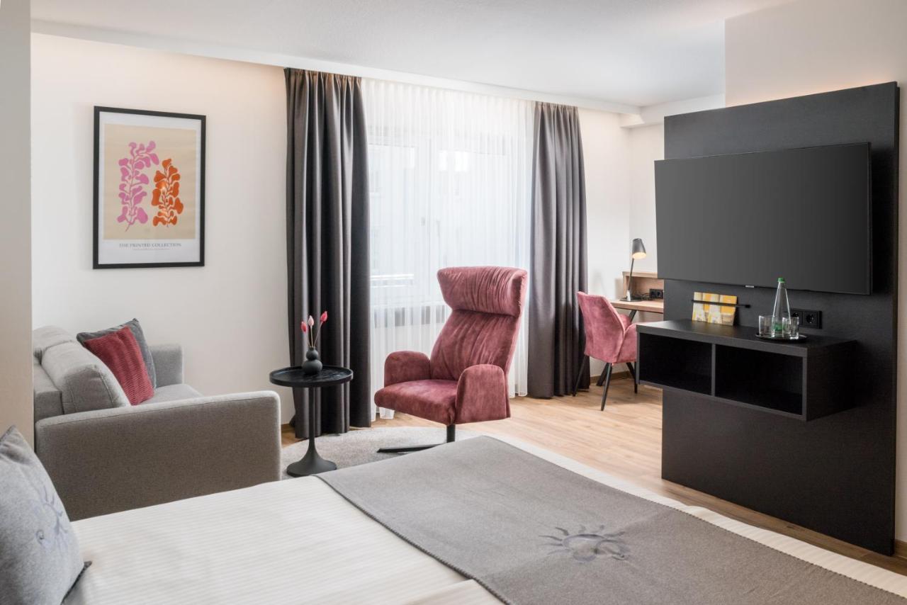 Landhotel Sonne Neuendettelsau Eksteriør billede